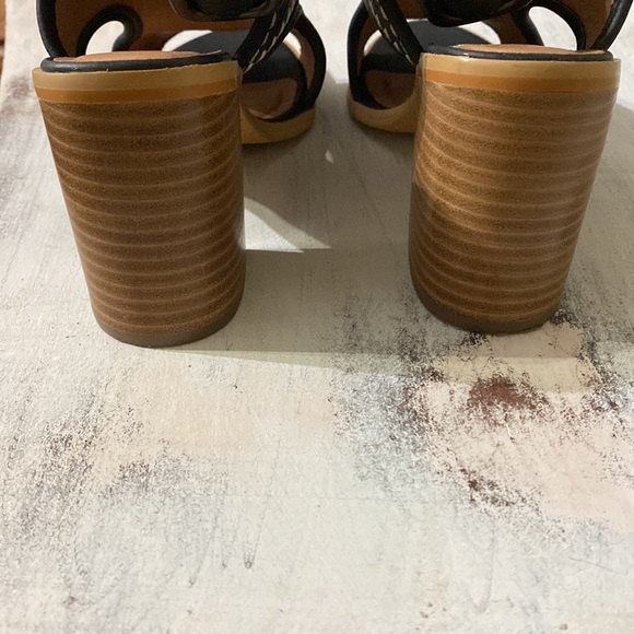 Very Volatile Dark Grey 3in chunky heel with White stitching Size 6 - Picture 3 of 11